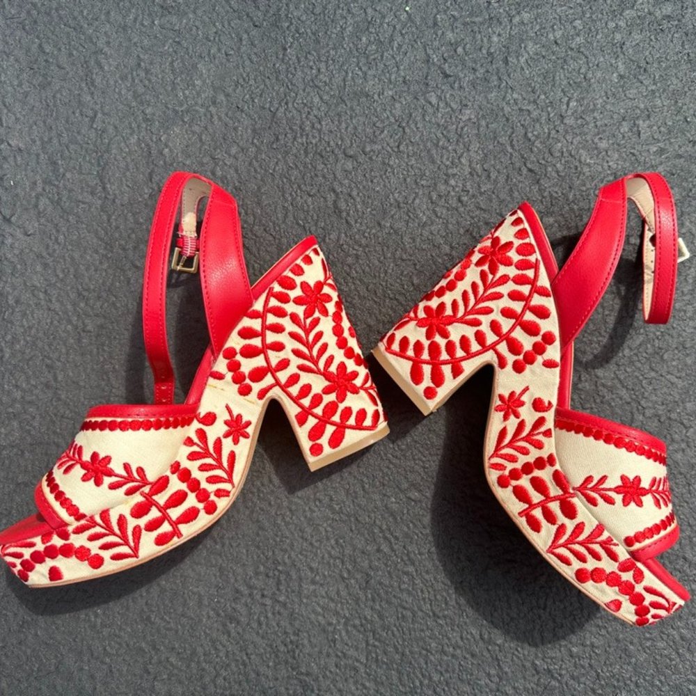 Aldo platforms in Red Flower